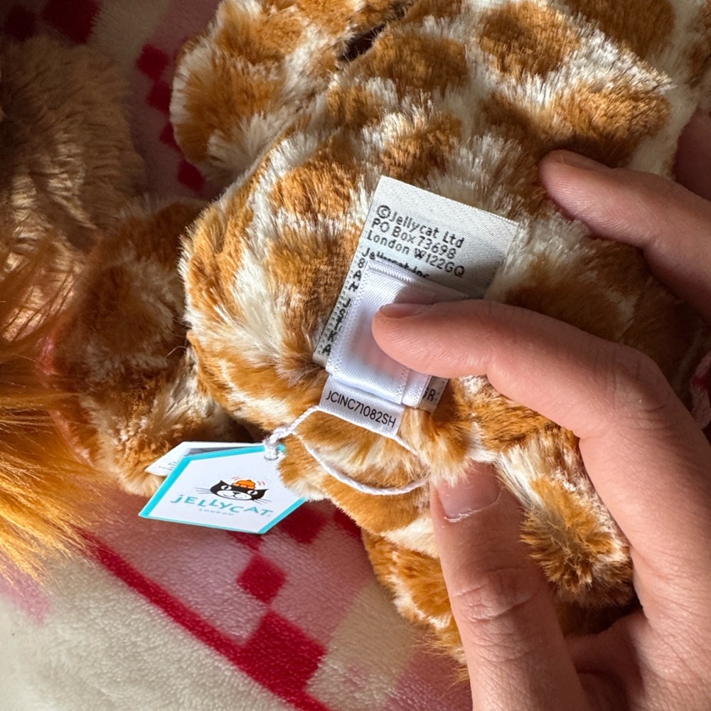 Jellycat Bashful Giraffe Easter SALE - Picture 6 of 6